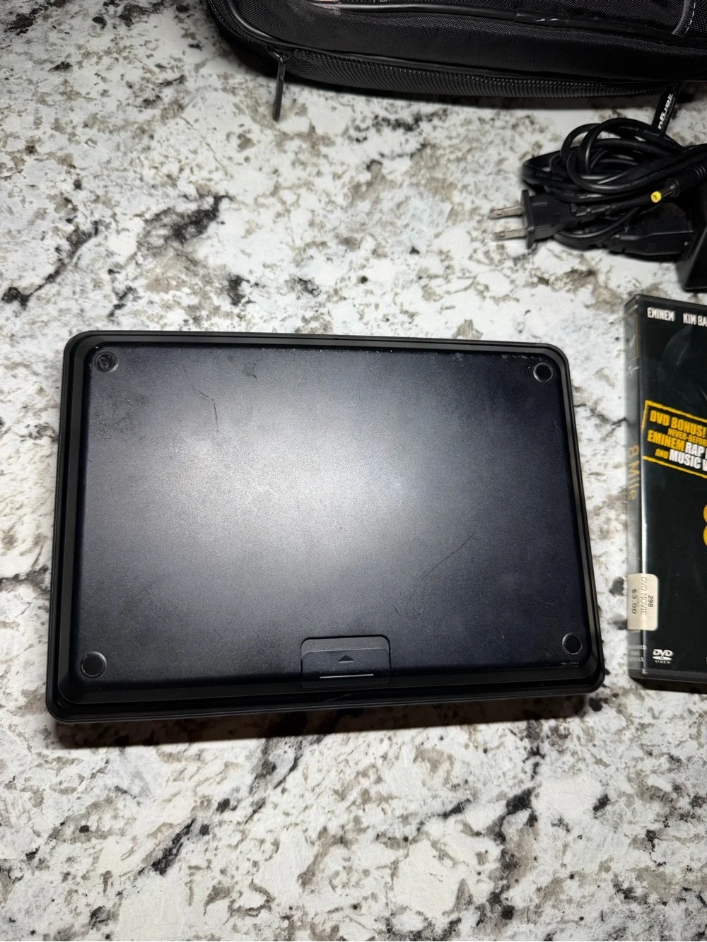 Sony DVP-FX810 Portable DVD Player